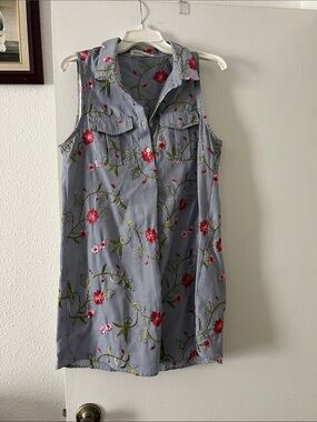 BCBGeneration Blue White Striped Sleeveless Floral Shift Dress with Red Flowers